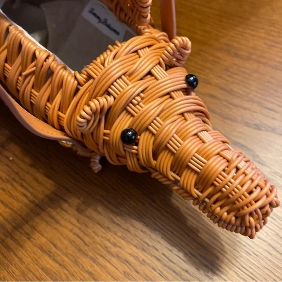 Tommy Bahama Woven Alligator/Retailer Basket Purse in Tan NWT collectible - Picture 8 of 10